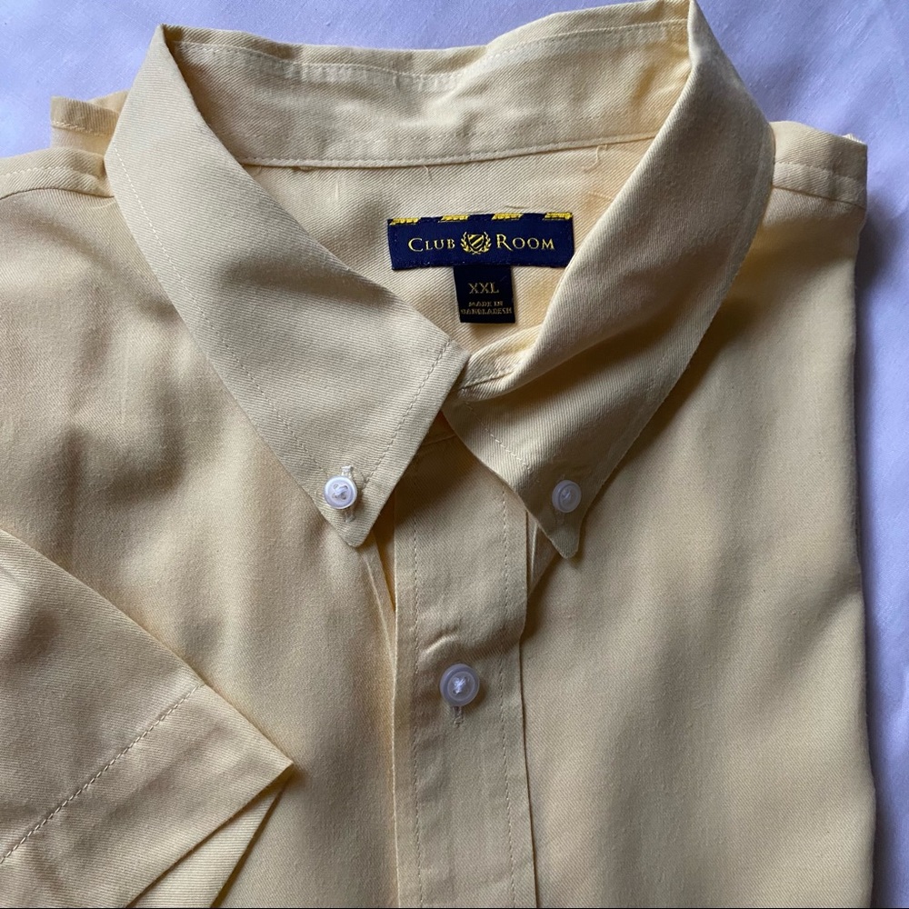 Club Room Mens Short Sleeve Solid Pale Yellow ButtonUp Collared Shirt in an XXL
